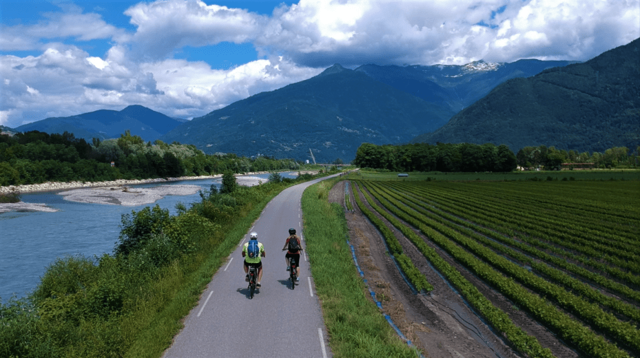 Tour des Bauges à vélo - Etape Pays d'Albertville - Du Lac de Grésy à Ugine